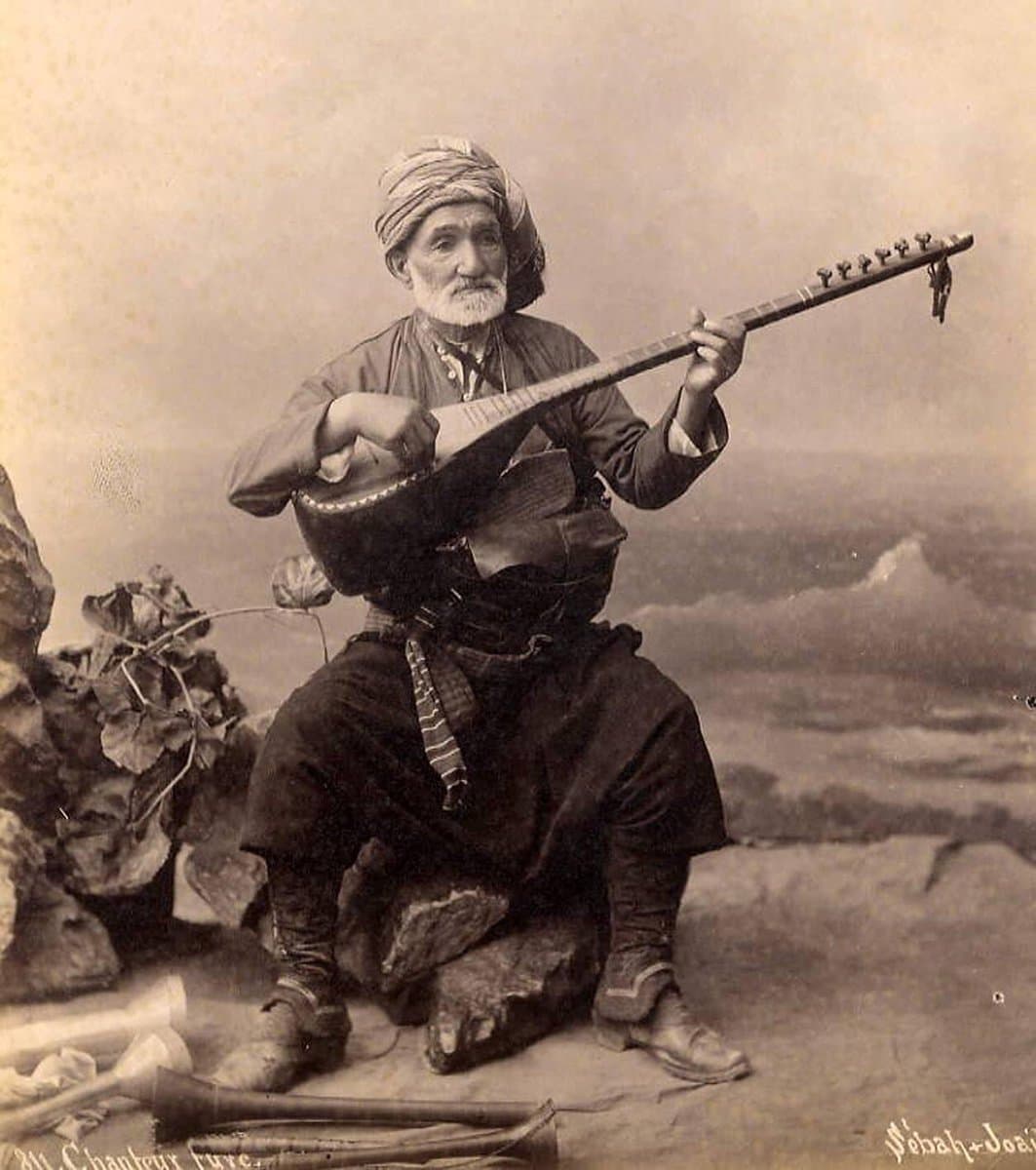 The Âşıklık Tradition: A Centuries-Old Journey of Saz and Word